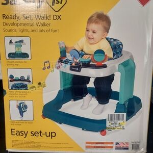 Safety 1st ready, set, walk